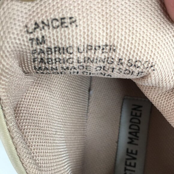 Steve Madden Lancer Pull on Sneaker Peach Tan  Size 7M - Picture 8 of 11